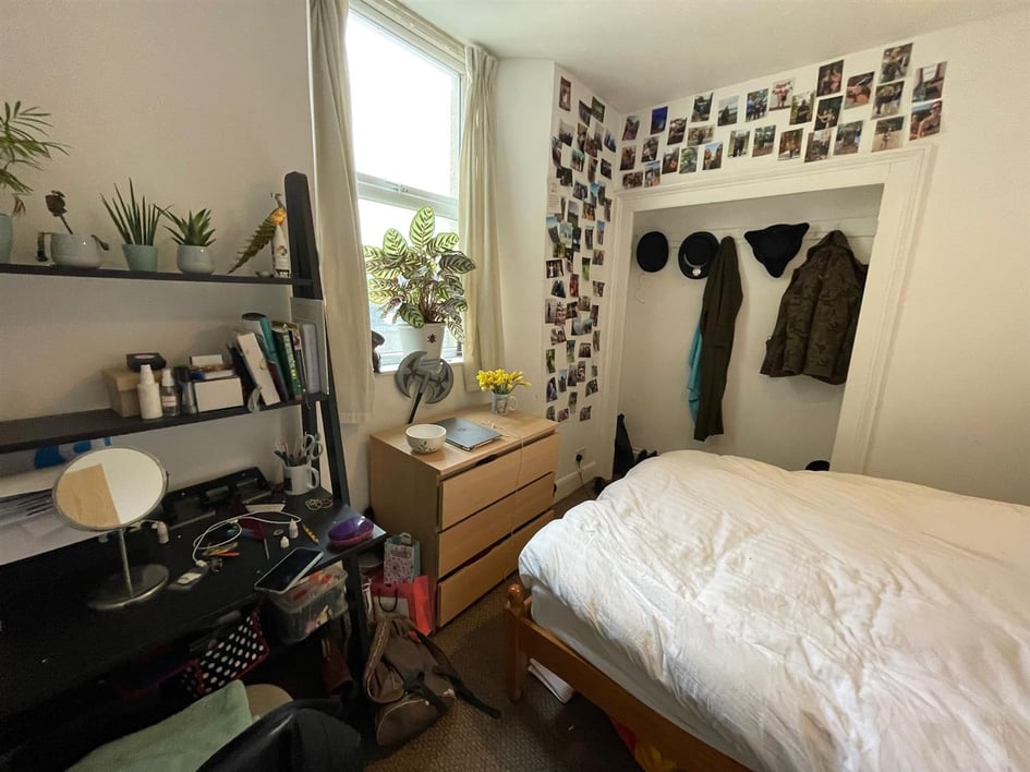 Hill Park Crescent, Flat 2, Greenbank, Plymouth - Image 9